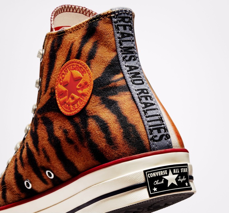 Tiger stripe hot sale converse